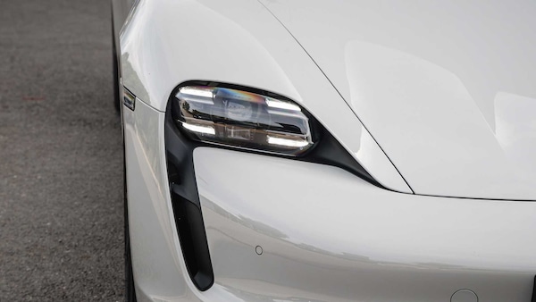 Used Porsche Taycan 2023 for sale - 76230335: Photo 30