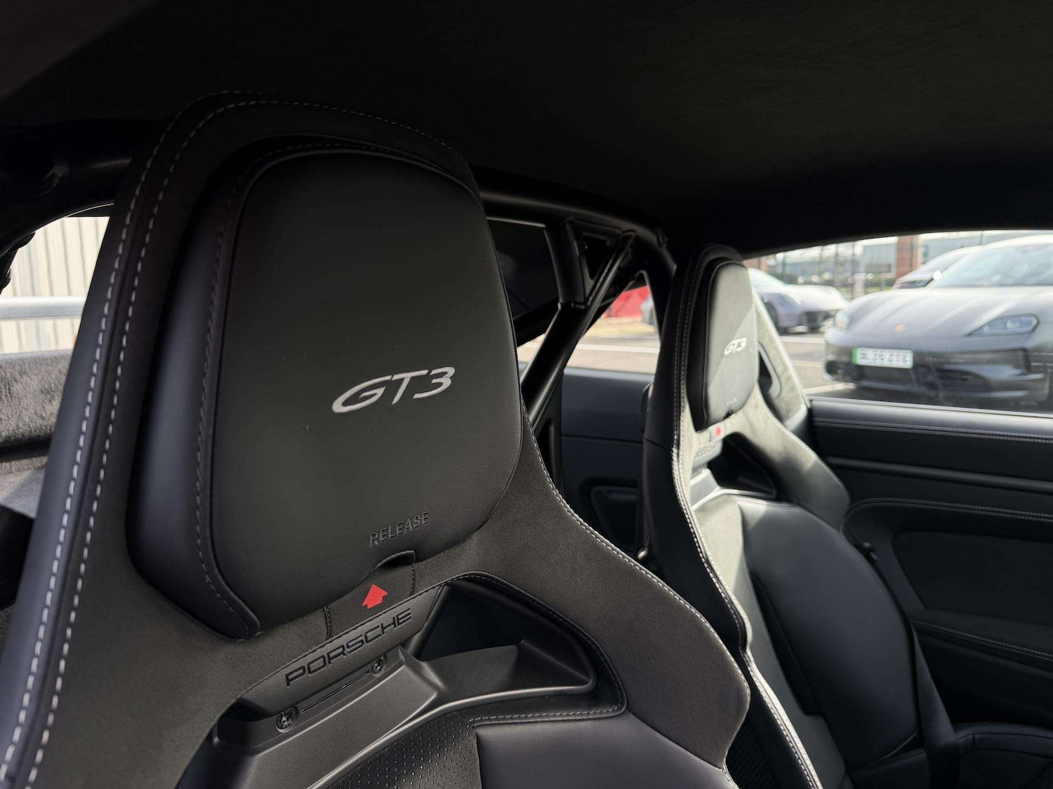 Used Porsche 911 2025 for sale - 77913825: Photo 14