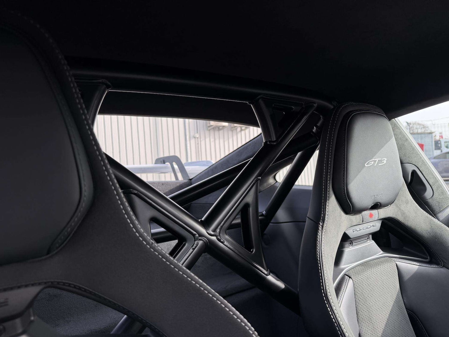 Used Porsche 911 2025 for sale - 77913825: Photo 15