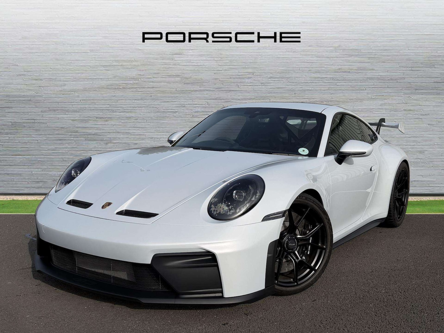 Used Porsche 911 2025 for sale - 77913825: Photo 2