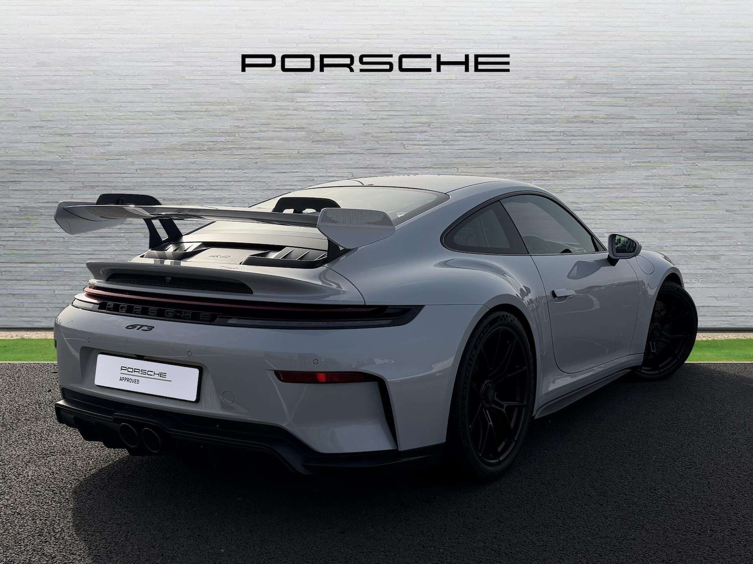 Used Porsche 911 2025 for sale - 77913825: Photo 3