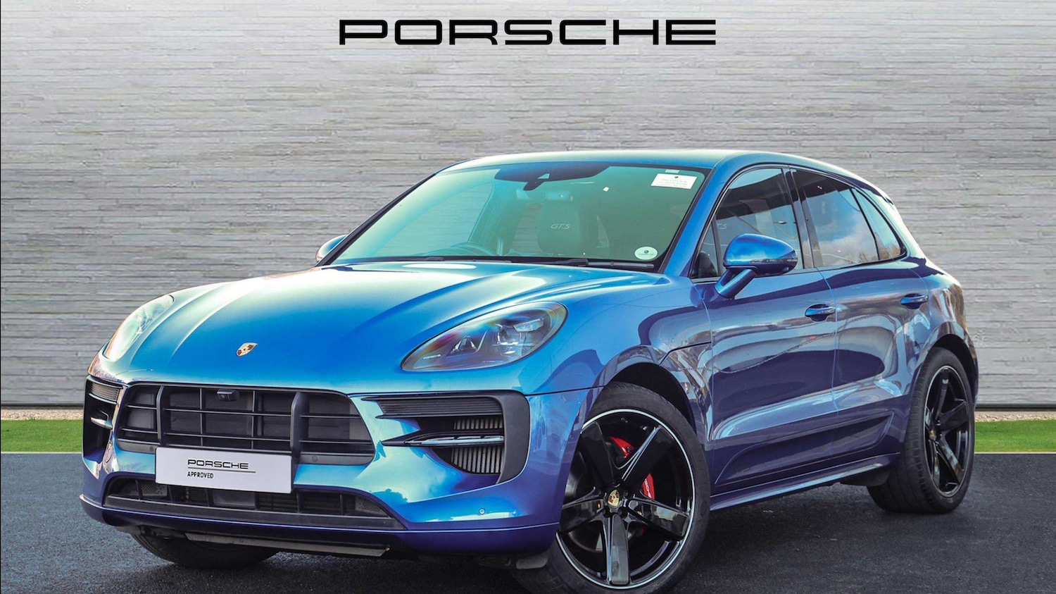 Used Porsche Macan 2020 for sale - 76636771: Photo 2