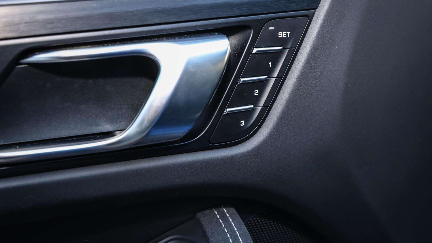 Used Porsche Macan 2020 for sale - 76636771: Photo 25