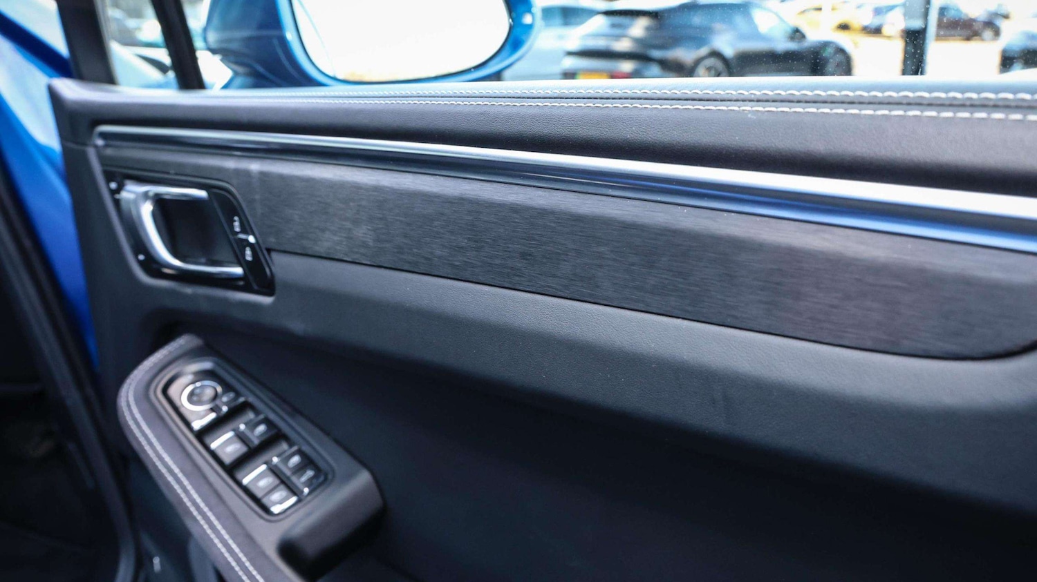 Used Porsche Macan 2020 for sale - 76636771: Photo 26