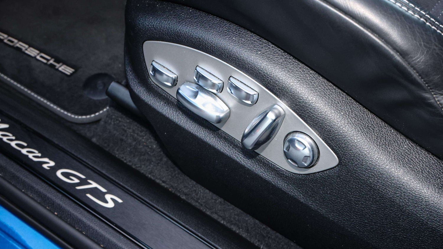 Used Porsche Macan 2020 for sale - 76636771: Photo 31