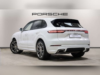 Used Porsche Cayenne 2019 for sale - 79015312: Photo