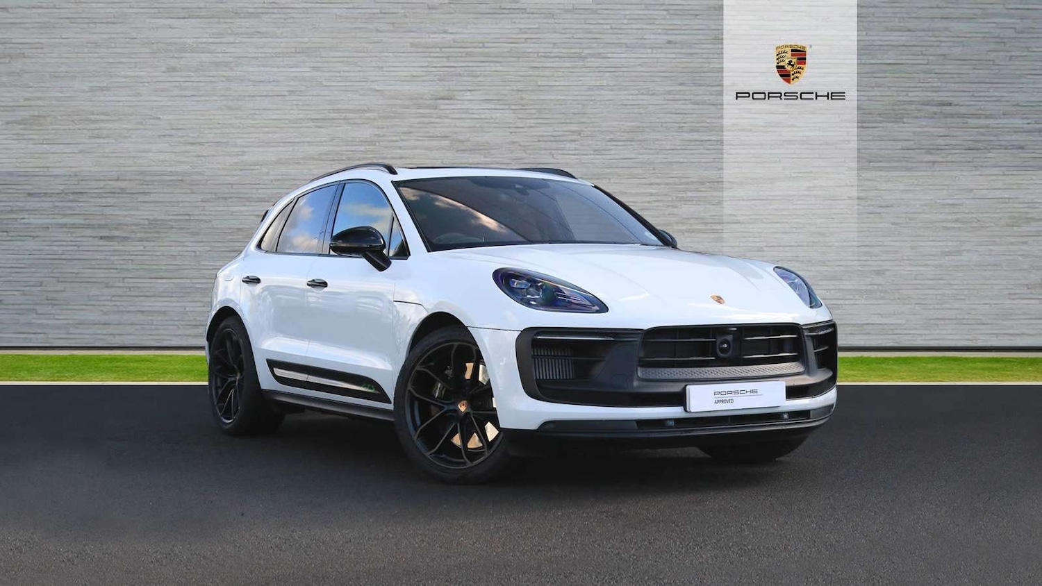 Used Porsche Macan for sale - 76435797: Photo 1