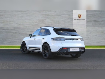 Used Porsche Macan 2023 for sale - 76435797: Photo