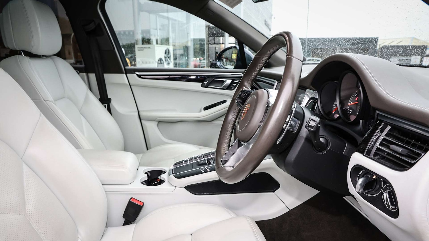 Used Porsche Macan 2018 for sale - 76515558: Photo 12