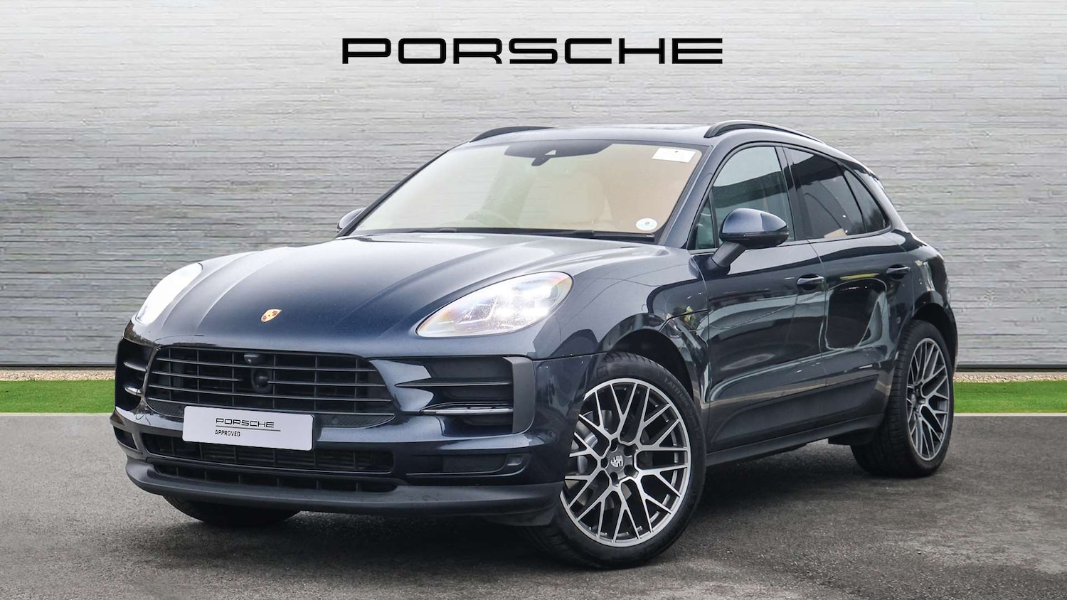 Used Porsche Macan 2018 for sale - 76515558: Photo 2