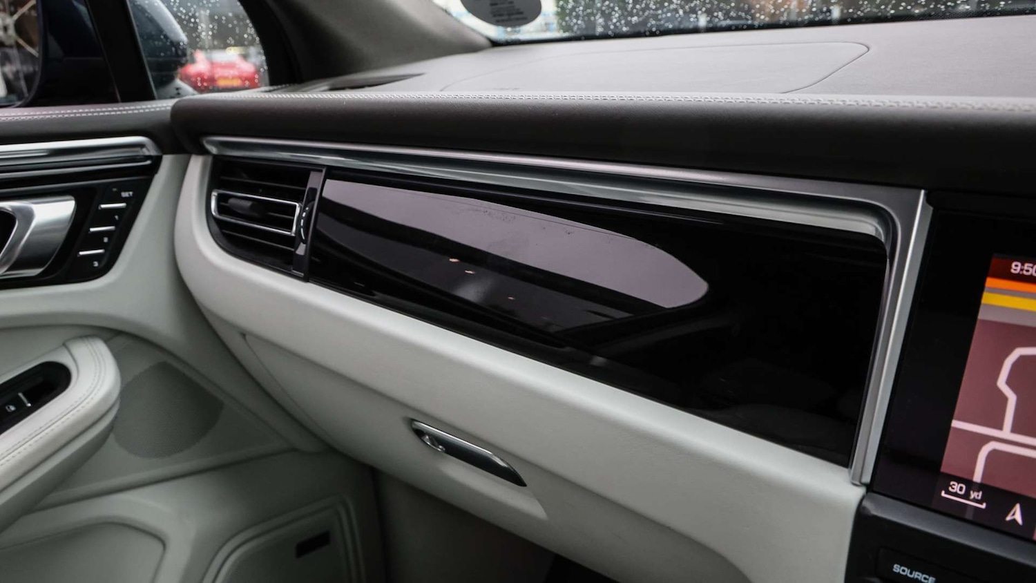 Used Porsche Macan 2018 for sale - 76515558: Photo 29