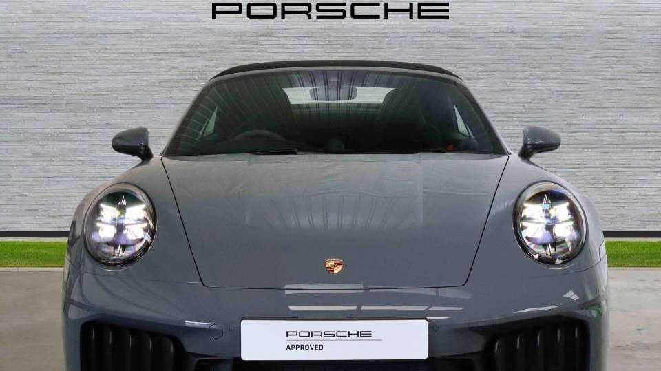 Used Porsche 911 2025 for sale - 78090177: Photo 4