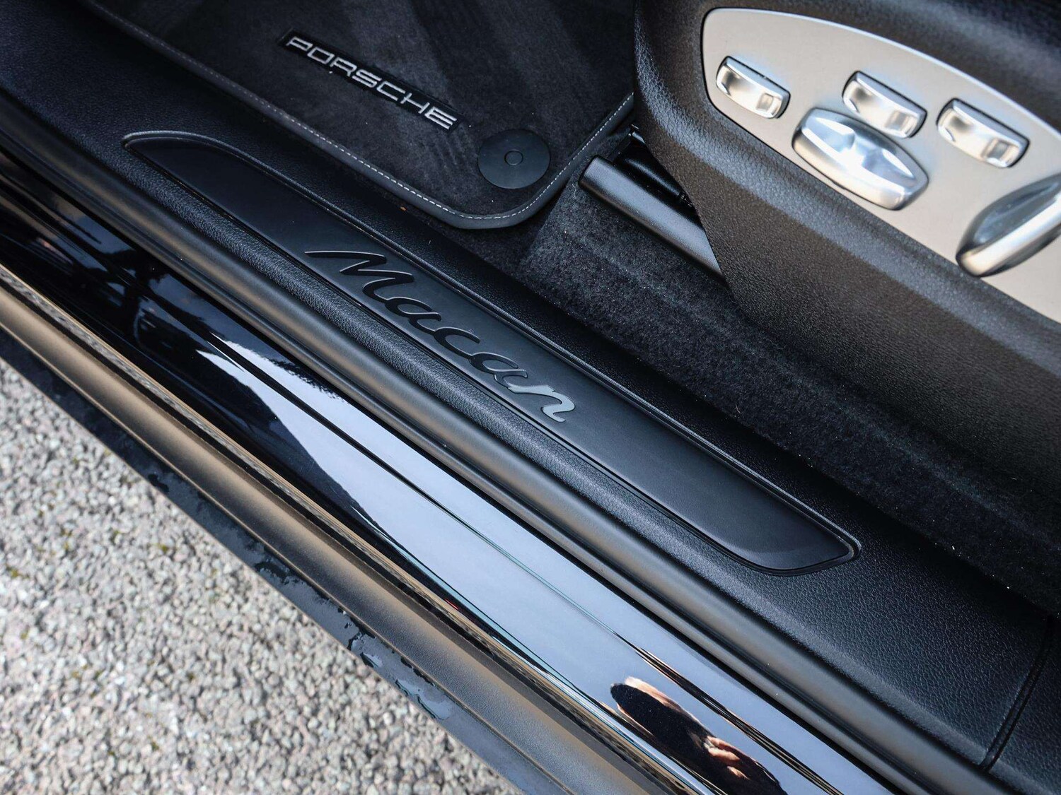 Used Porsche Macan 2023 for sale - 77649018: Photo 26