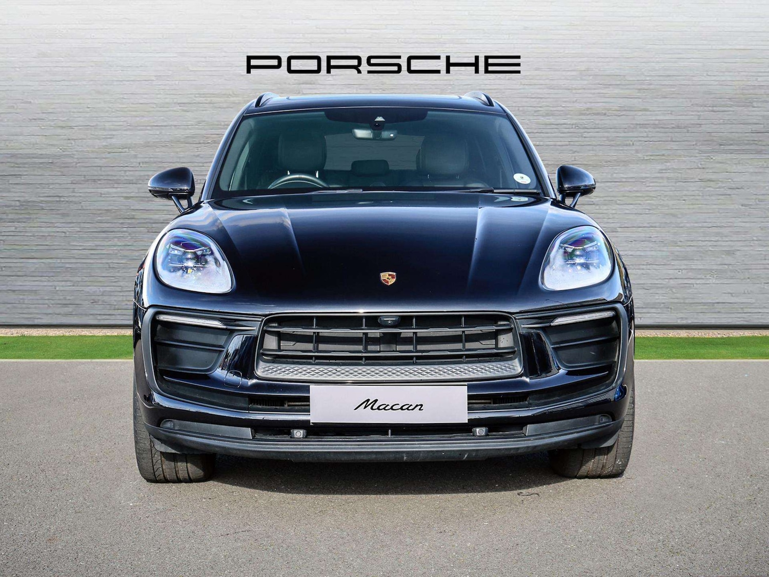 Used Porsche Macan 2023 for sale - 77649018: Photo 9