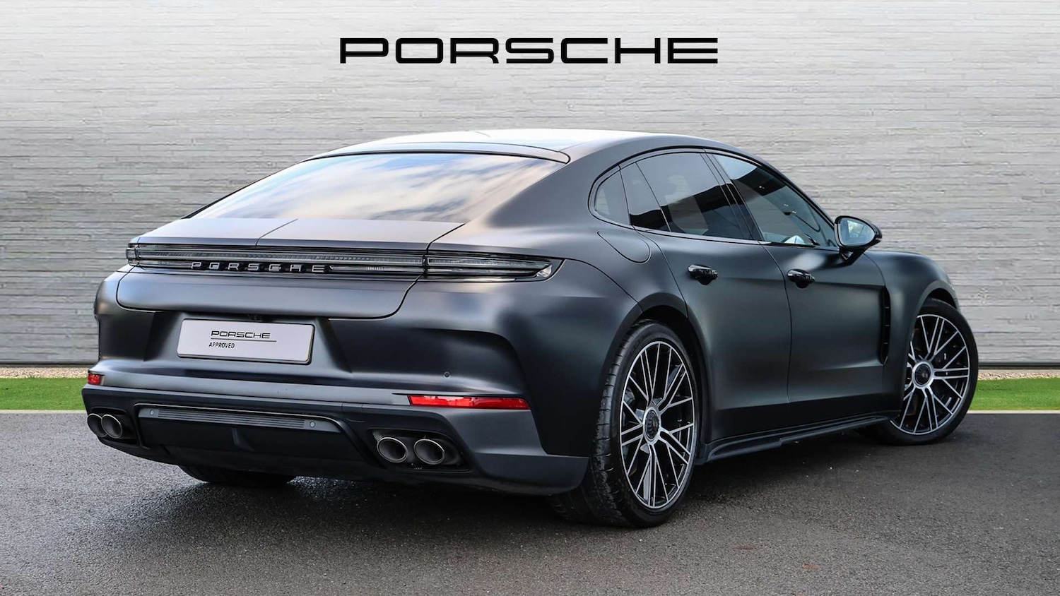 Used Porsche Panamera 2025 for sale - 76889748: Photo 3