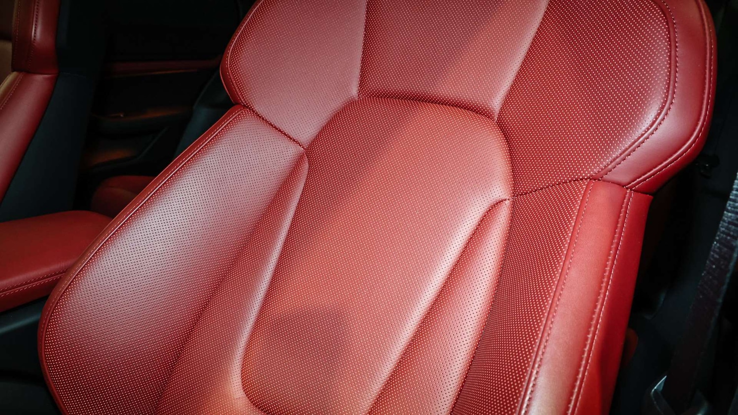 Used Porsche Taycan 2023 for sale - 77112489: Photo 15