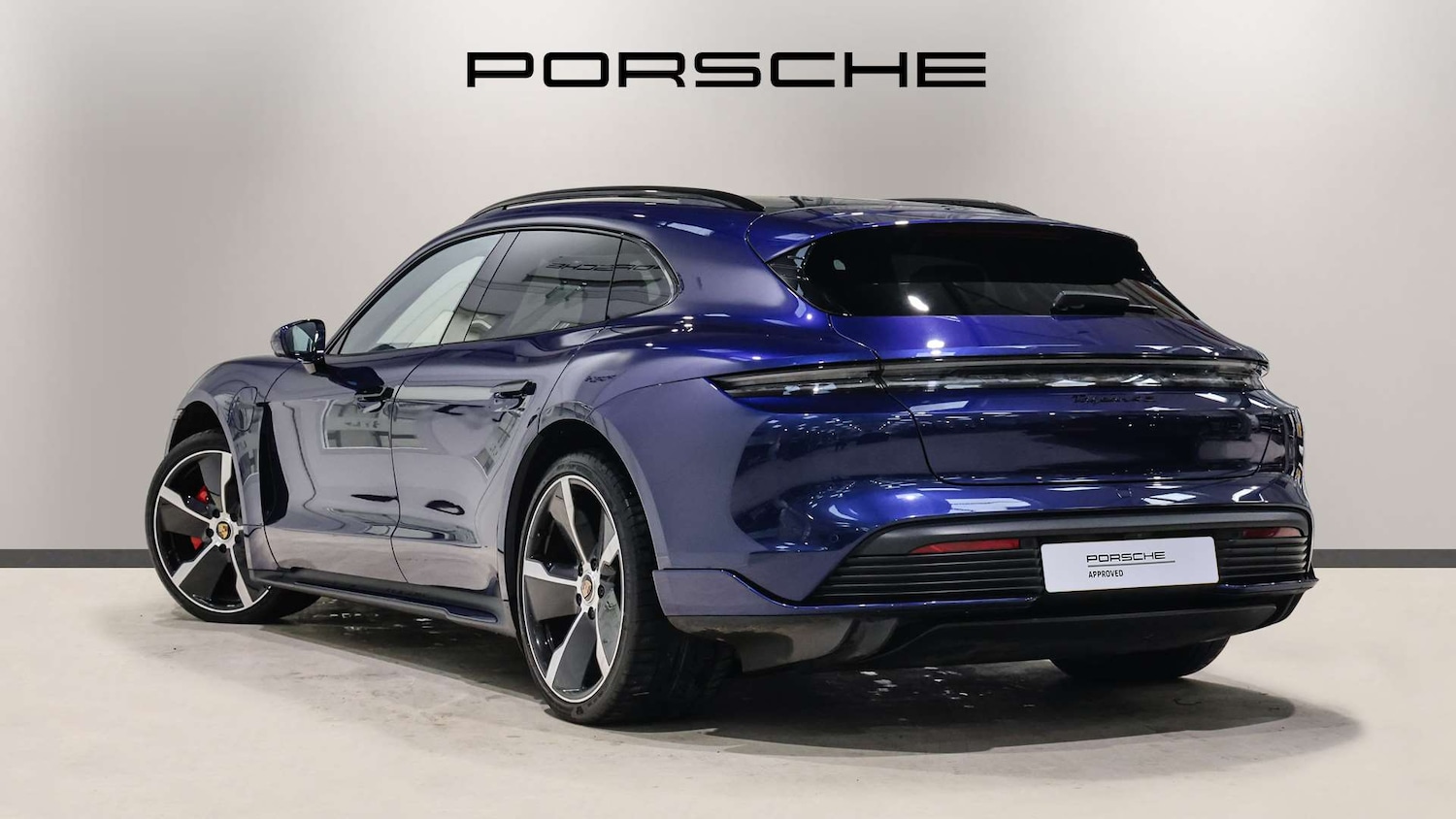 Used Porsche Taycan 2023 for sale - 77112489: Photo 4