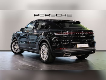 Used Porsche Cayenne 2024 for sale - 77232974: Photo