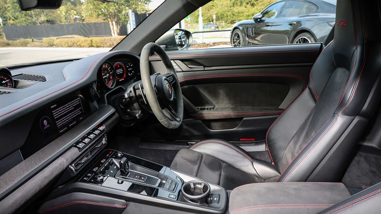 Used Porsche 911 2023 for sale - 76170070: Photo 11