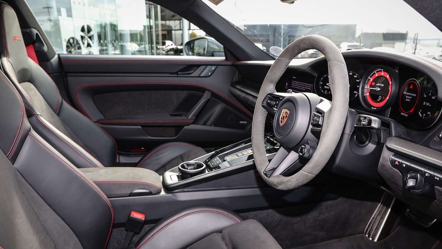 Used Porsche 911 2023 for sale - 76170070: Photo 13