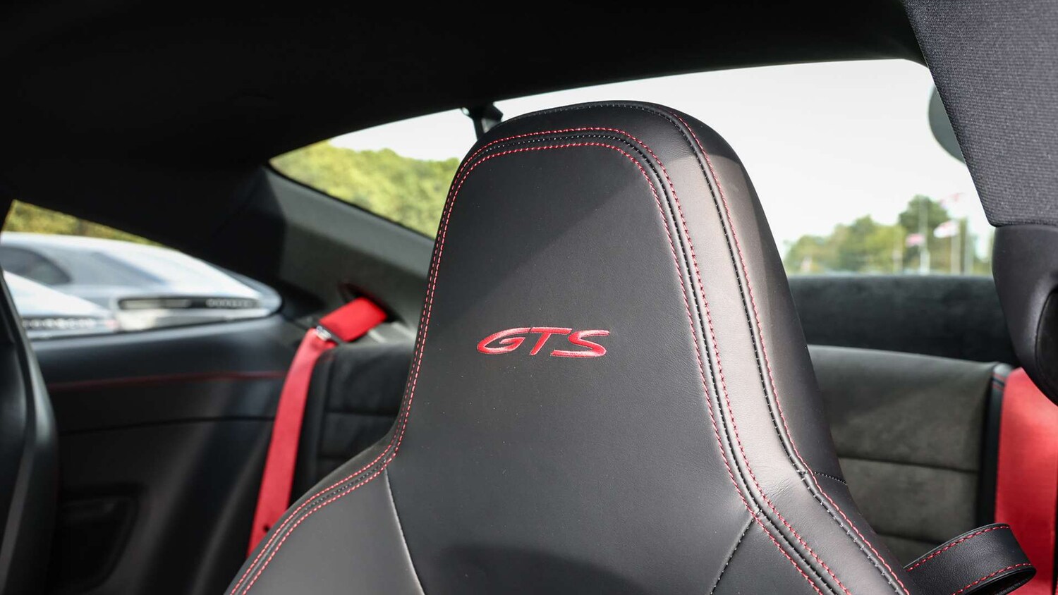 Used Porsche 911 2023 for sale - 76170070: Photo 16