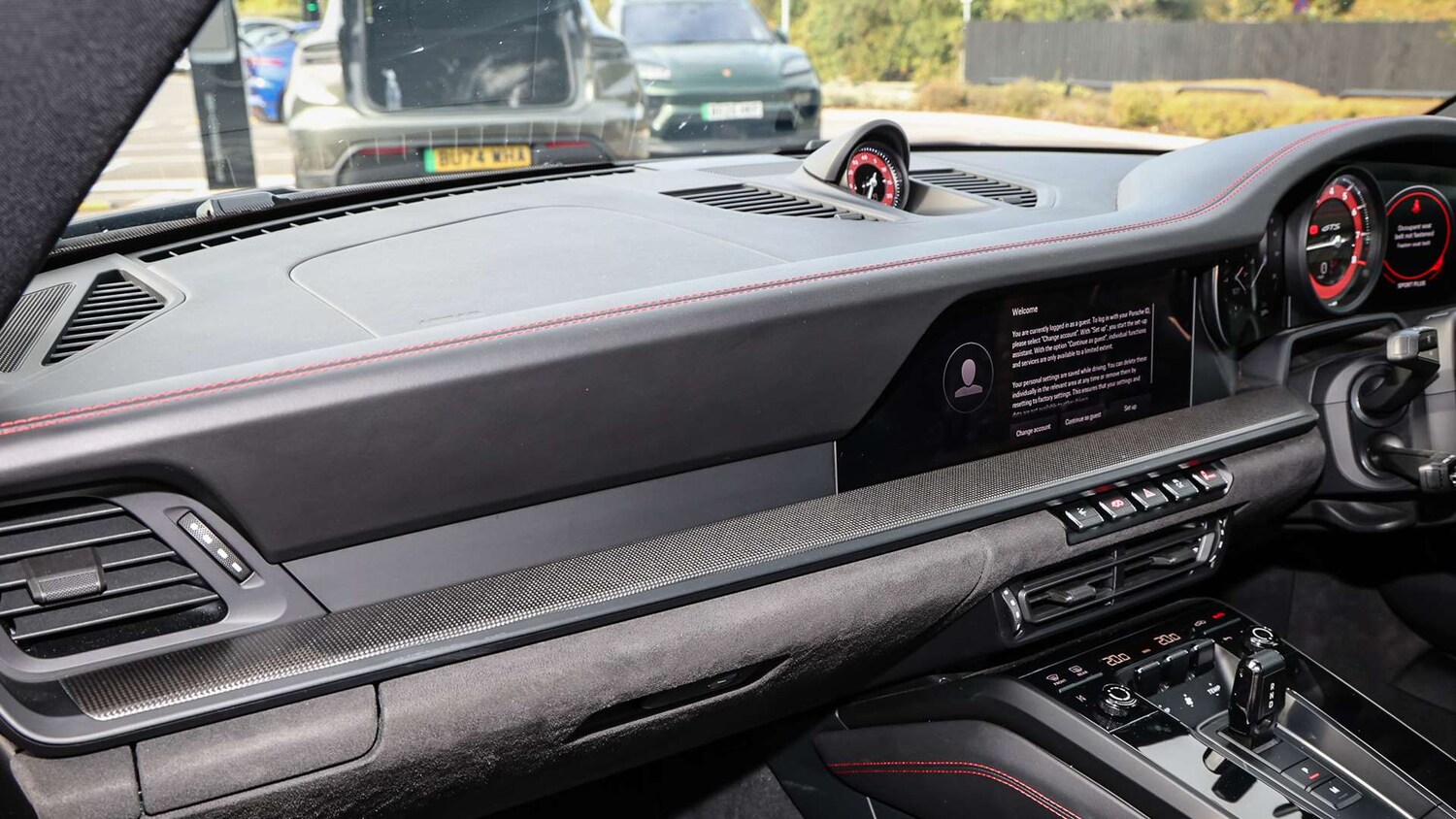 Used Porsche 911 2023 for sale - 76170070: Photo 17