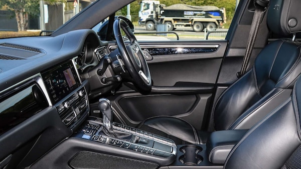 Used Porsche Macan 2020 for sale - 76075275: Photo 11