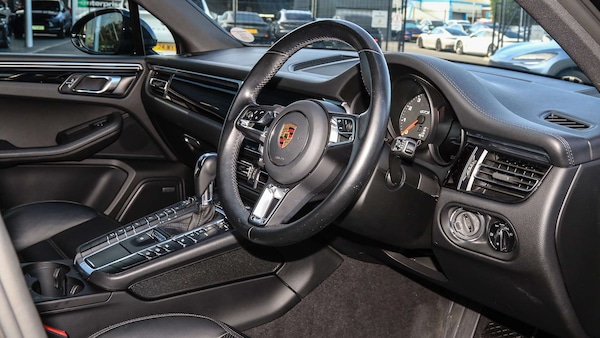 Used Porsche Macan 2020 for sale - 76075275: Photo 12