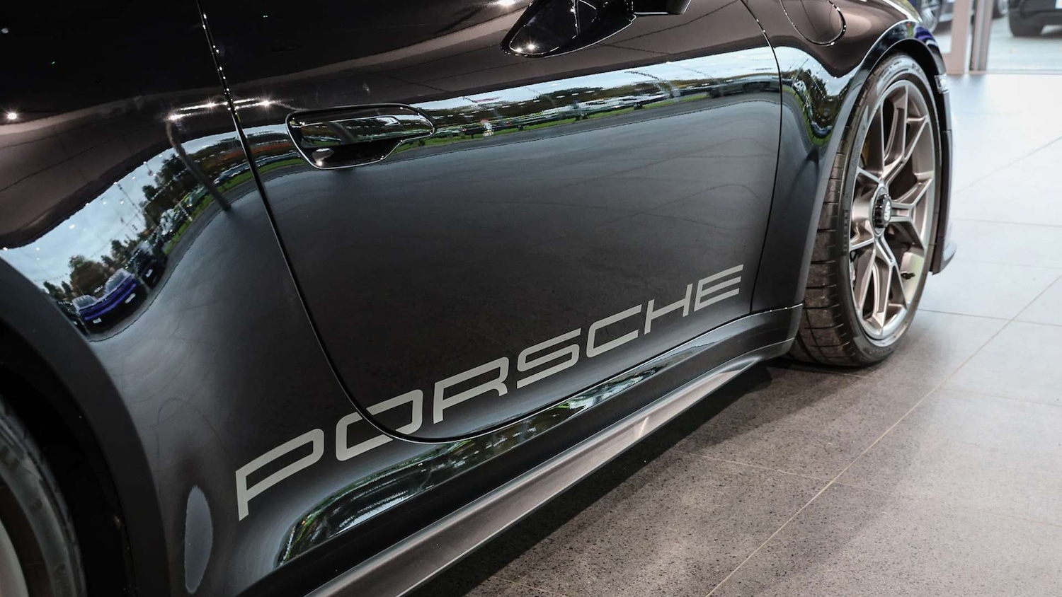 Used Porsche 911 for sale - 76475909: Photo 22