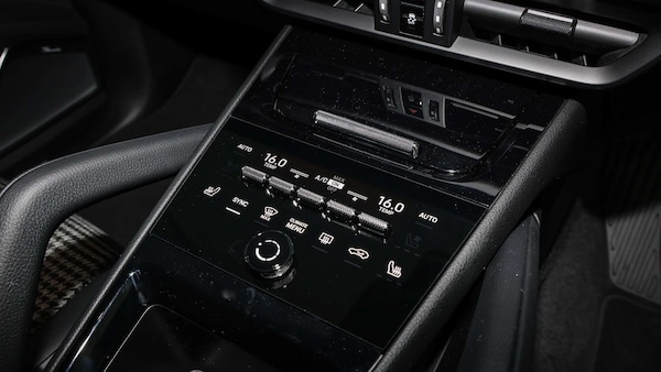Used Porsche Cayenne 2025 for sale - 76045201: Photo 19
