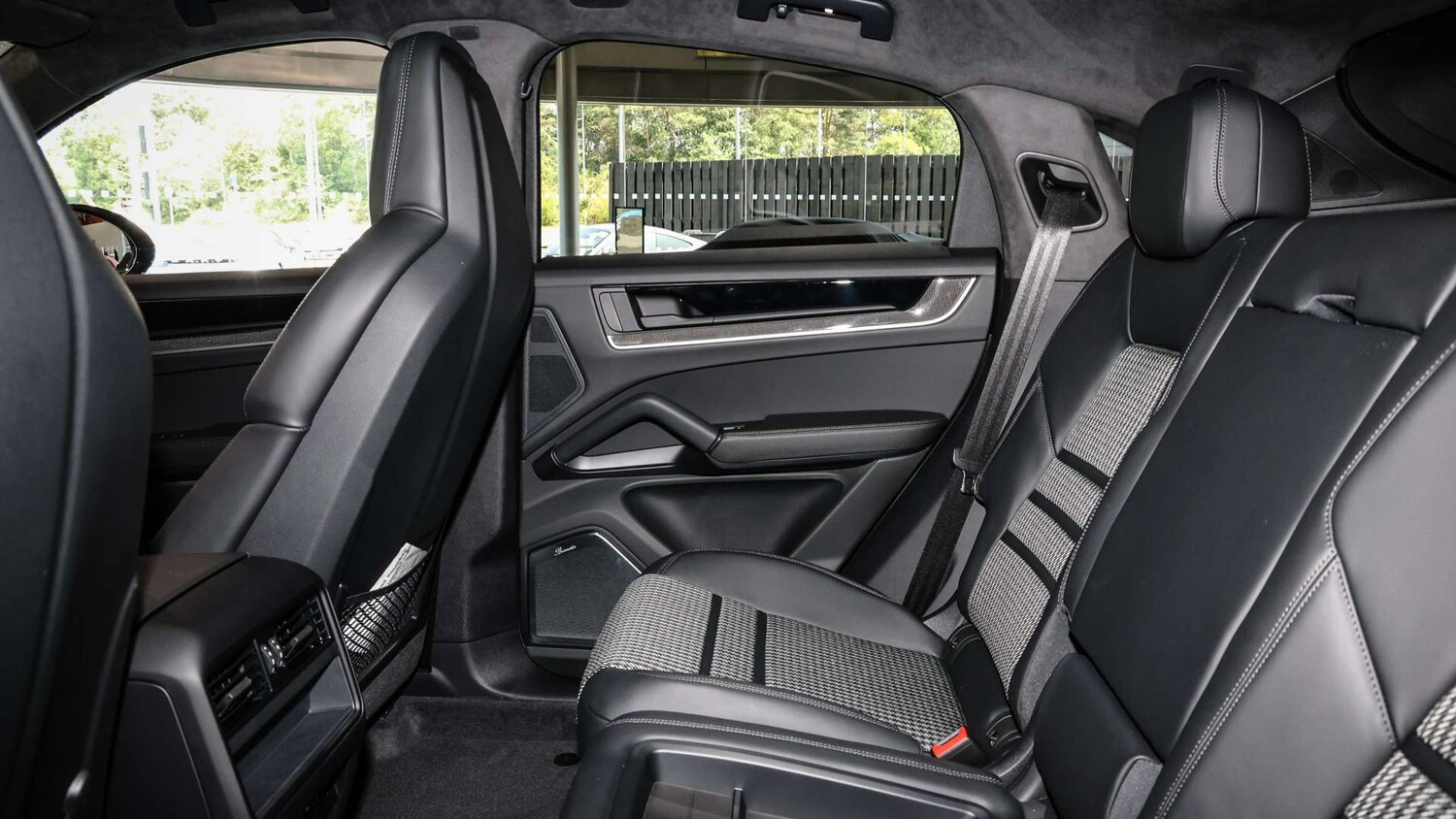 Used Porsche Cayenne 2025 for sale - 76045201: Photo 29