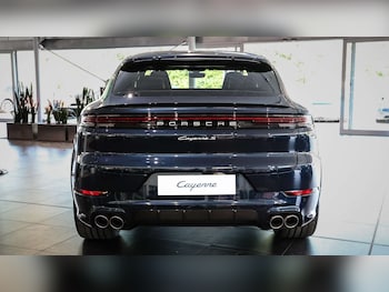 Used Porsche Cayenne 2025 for sale - 76045201: Photo 2