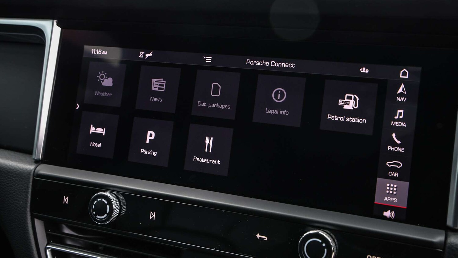 Used Porsche Macan 2023 for sale - 76610519: Photo 19