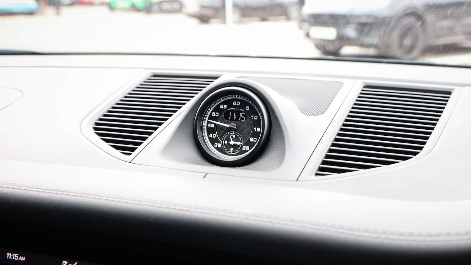 Used Porsche Macan 2023 for sale - 76610519: Photo 27