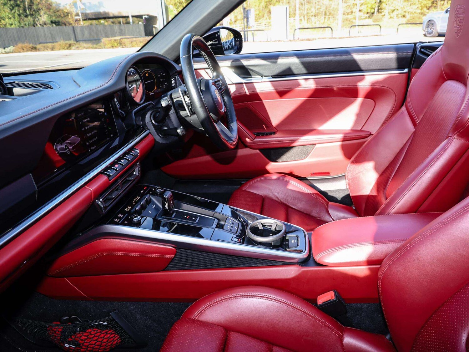 Used Porsche 911 2021 for sale - 76390682: Photo 13