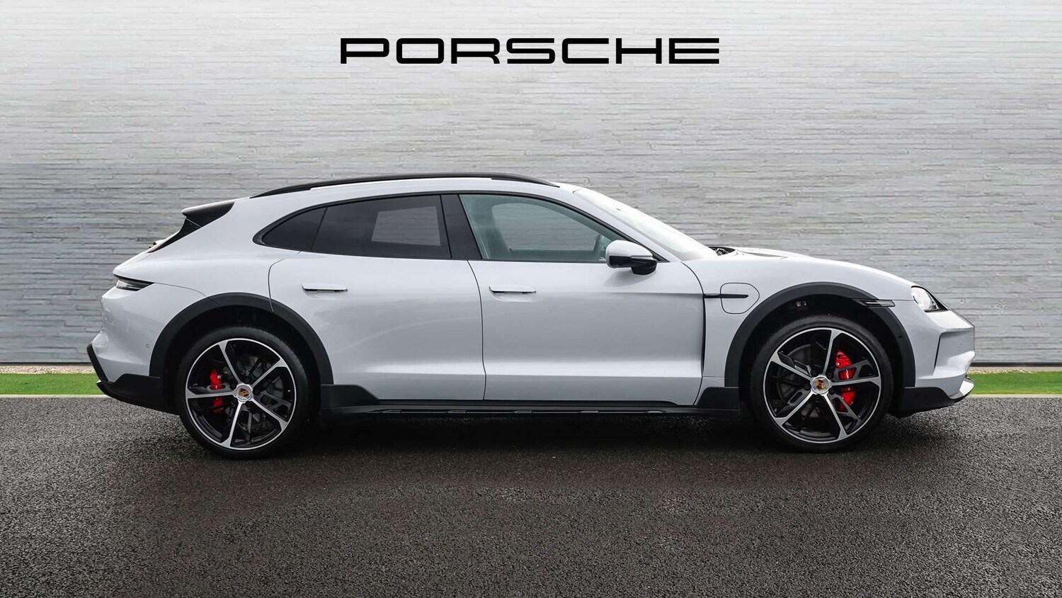 Used Porsche Taycan 2025 for sale - 77526995: Photo 7