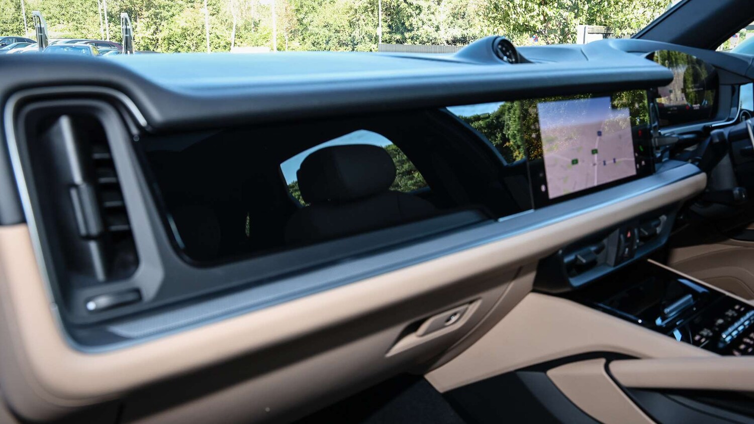 Used Porsche Cayenne 2025 for sale - 75845795: Photo 18