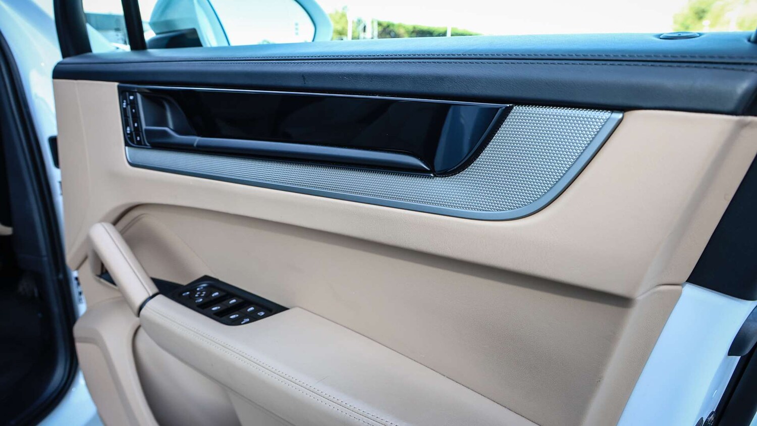 Used Porsche Cayenne 2025 for sale - 75845795: Photo 28