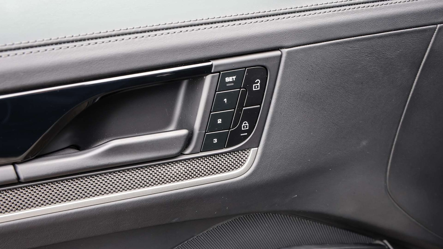 Used Porsche Cayenne 2025 for sale - 78077172: Photo 31