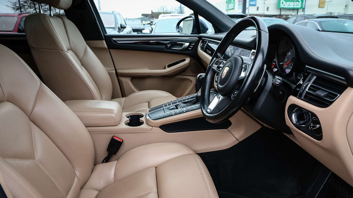 Used Porsche Macan 2021 for sale - 77661226: Photo 12