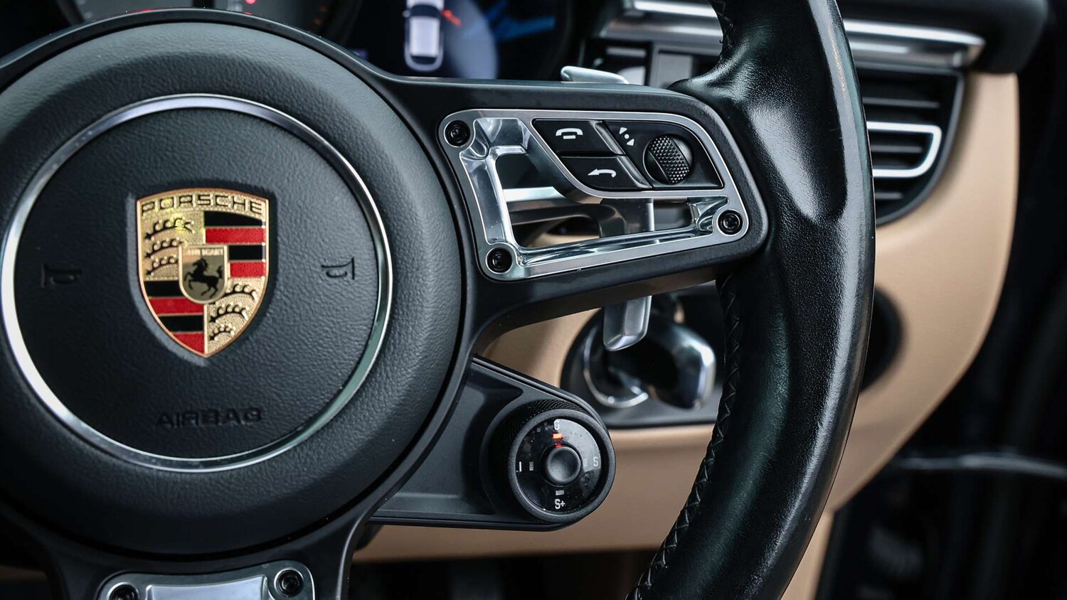 Used Porsche Macan 2021 for sale - 77661226: Photo 19