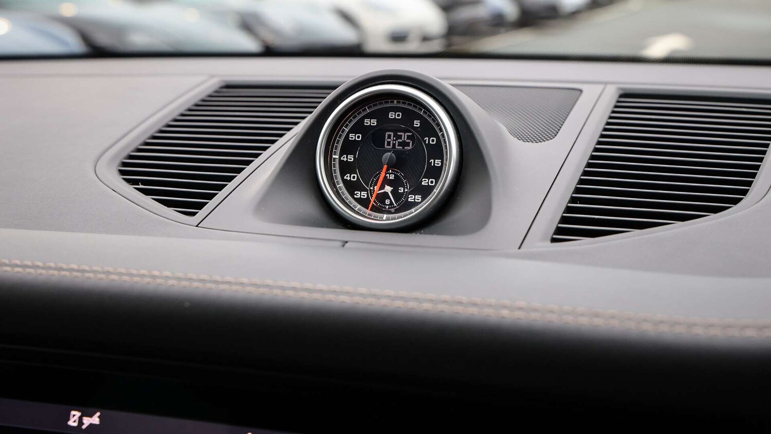 Used Porsche Macan 2021 for sale - 77661226: Photo 29