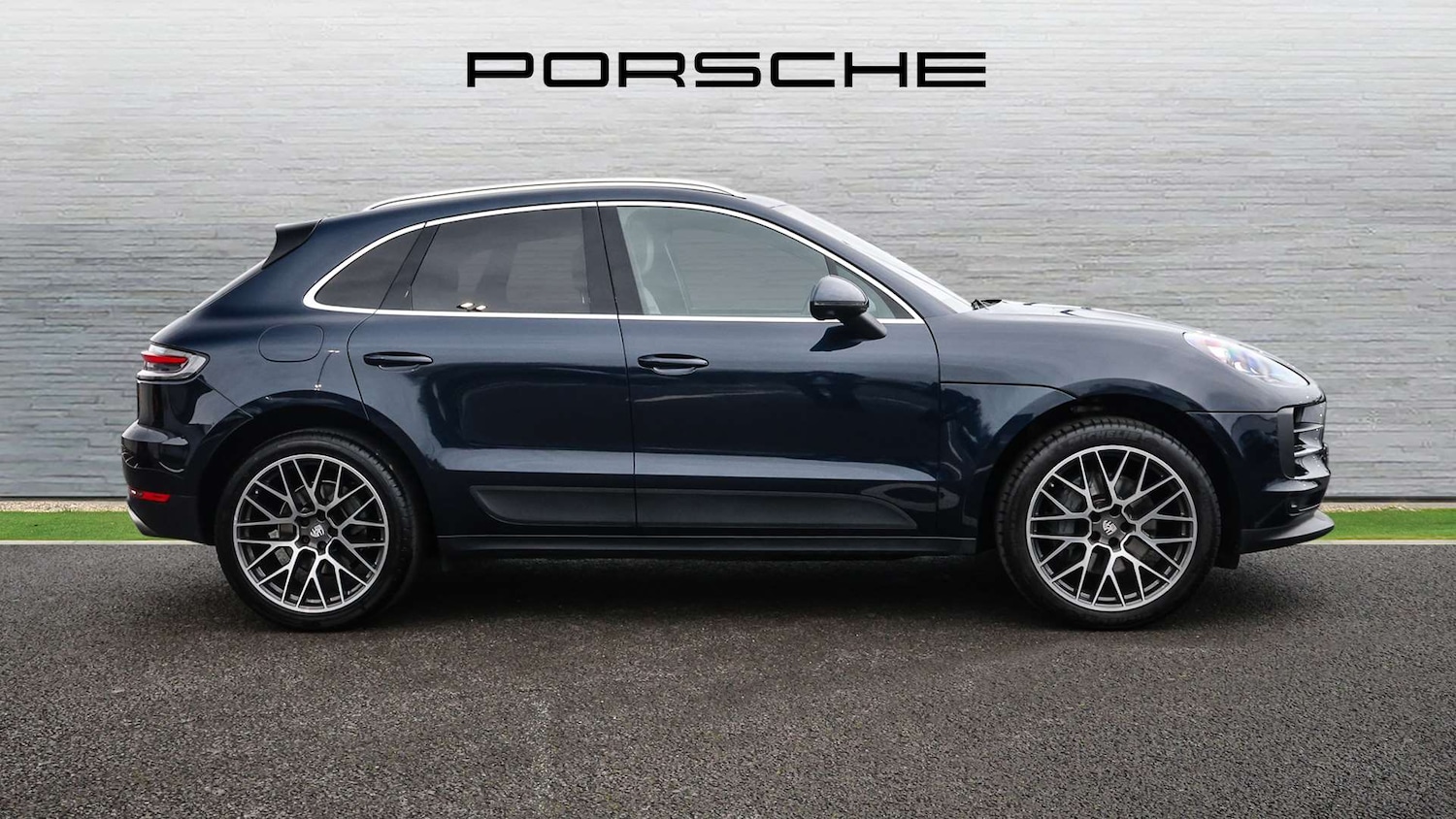 Used Porsche Macan 2021 for sale - 77661226: Photo 7