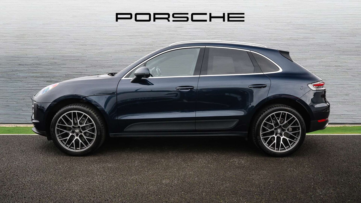 Used Porsche Macan 2021 for sale - 77661226: Photo 8