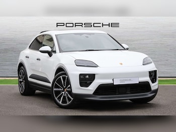 Used Porsche Macan 2024 for sale - 79282353: Photo