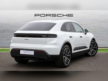 Used Porsche Macan 2024 for sale - 79282353: Photo