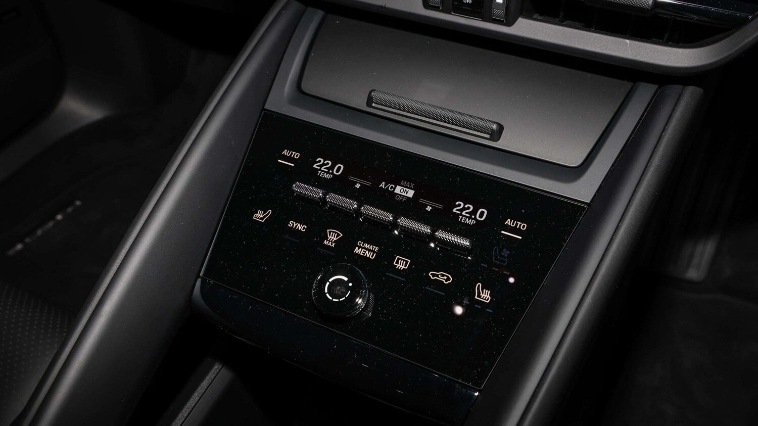 Used Porsche Macan 2025 for sale - 76141659: Photo 15