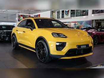 Porsche - Macan