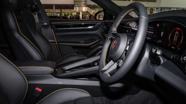 Used Porsche Macan 2025 for sale - 76141659: Photo 27