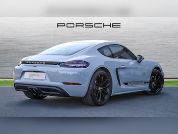 Used Porsche Cayman 2024 for sale - 75917824: Photo